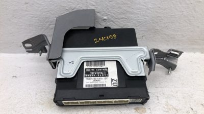 2005-2006 Toyota Camry Electronic Control Module Engine Computer Ecm Ecu 2.4L At
