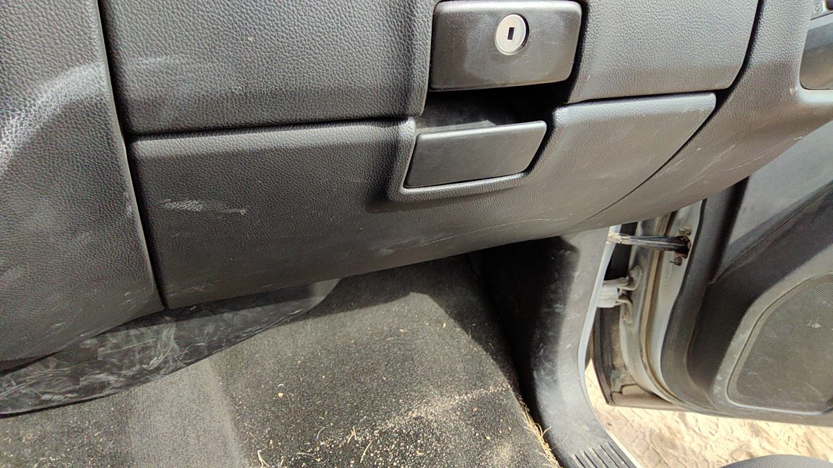 14-19 Silverado 1500 Lower Glove Box Assembly Complete Door With Latch H2r Gray