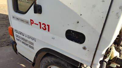 1996 Isuzu Truck Front Door