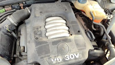 2002-2005 Vw Passat Intake Manifold Oem 2.8L 078133201Bd