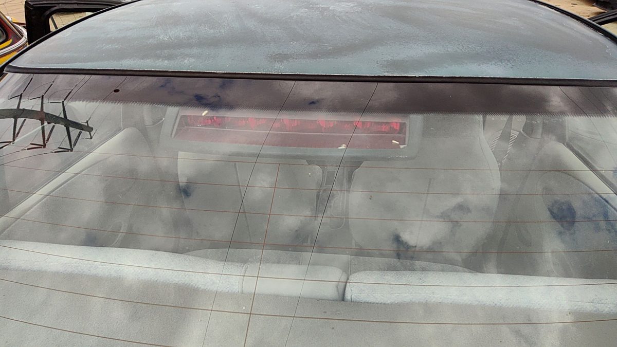 1996 Saturn Sl1 Third Brake Light Middle Lamp Oem 21110507