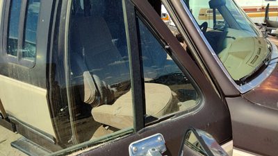 80-91 F150 Passenger Right Front Vent Window Small Door Glass With Frame Oem