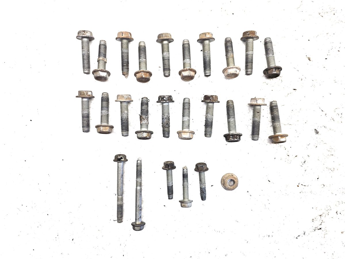 2003-2009 Chevy Trail Blazer Engine Oil Pan Bolts Oem Hardware Set 4.2L