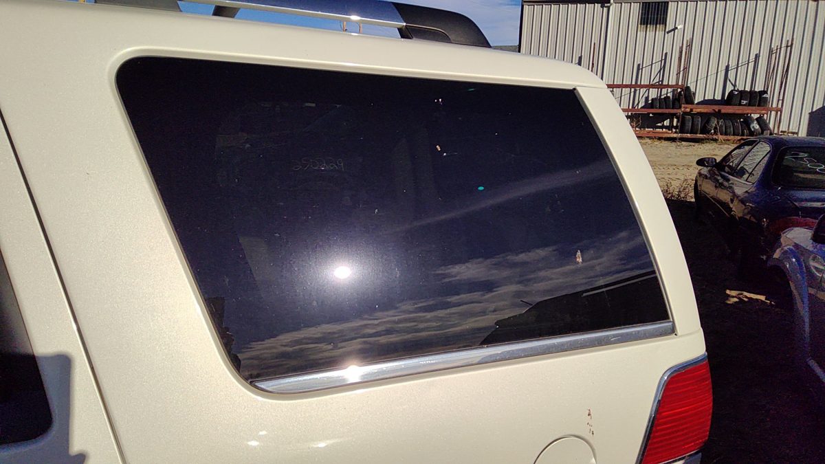 2007-2017 Lincoln Navigator Driver Left Rear Quarter Glass Back Side Window Oem