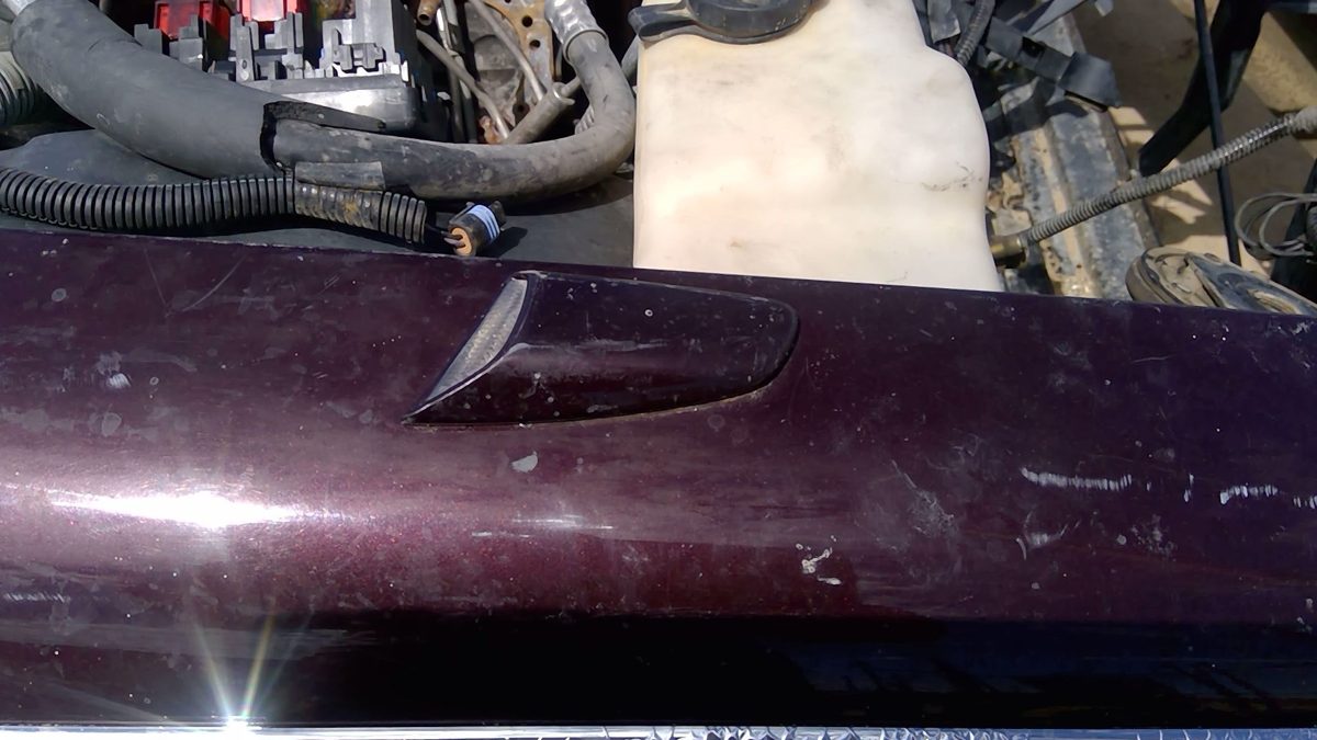 93 Cadillac Fleetwood Passenger Right Marker Turn Signal Light Lamp Fender