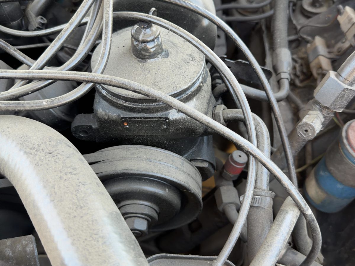 1980 Mercedes 450 Power Steering Pump/motor