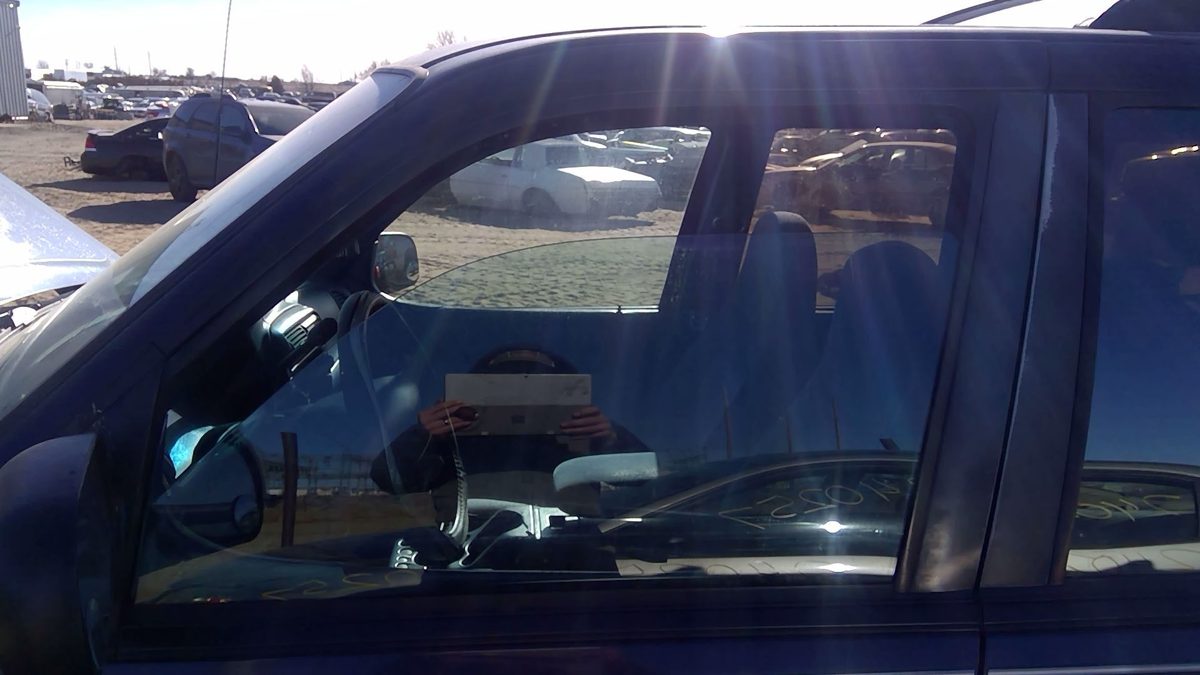 1995-2005 Ford Explorer Driver Left Front Side Window Door Glass Oem