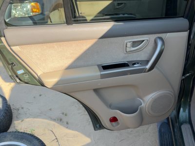 05-06 Sorento Driver Left Rear Door Trim Panel With Switches Back Lx Beige Fc