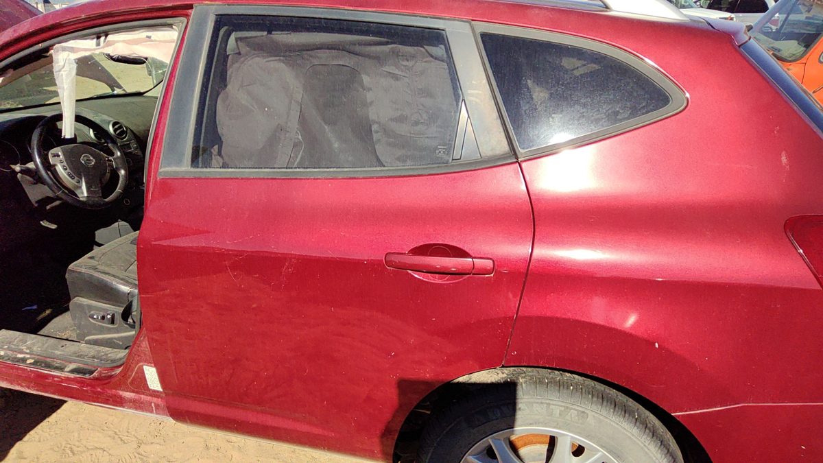 2008 Rogue Except Sport Rear Door