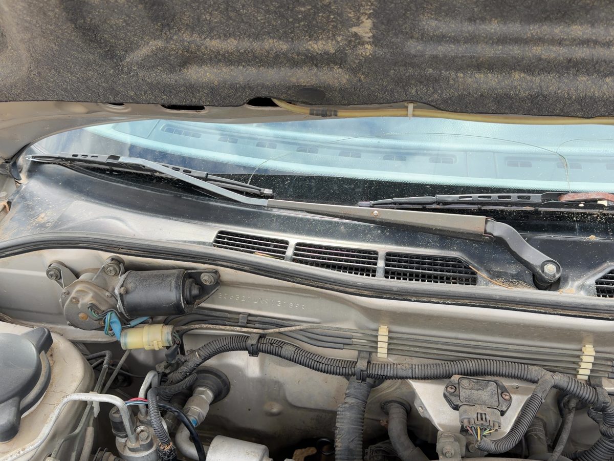 1990-1994 Subaru Legacy Driver Left Windshield Wiper Arm Oem Blade Lever