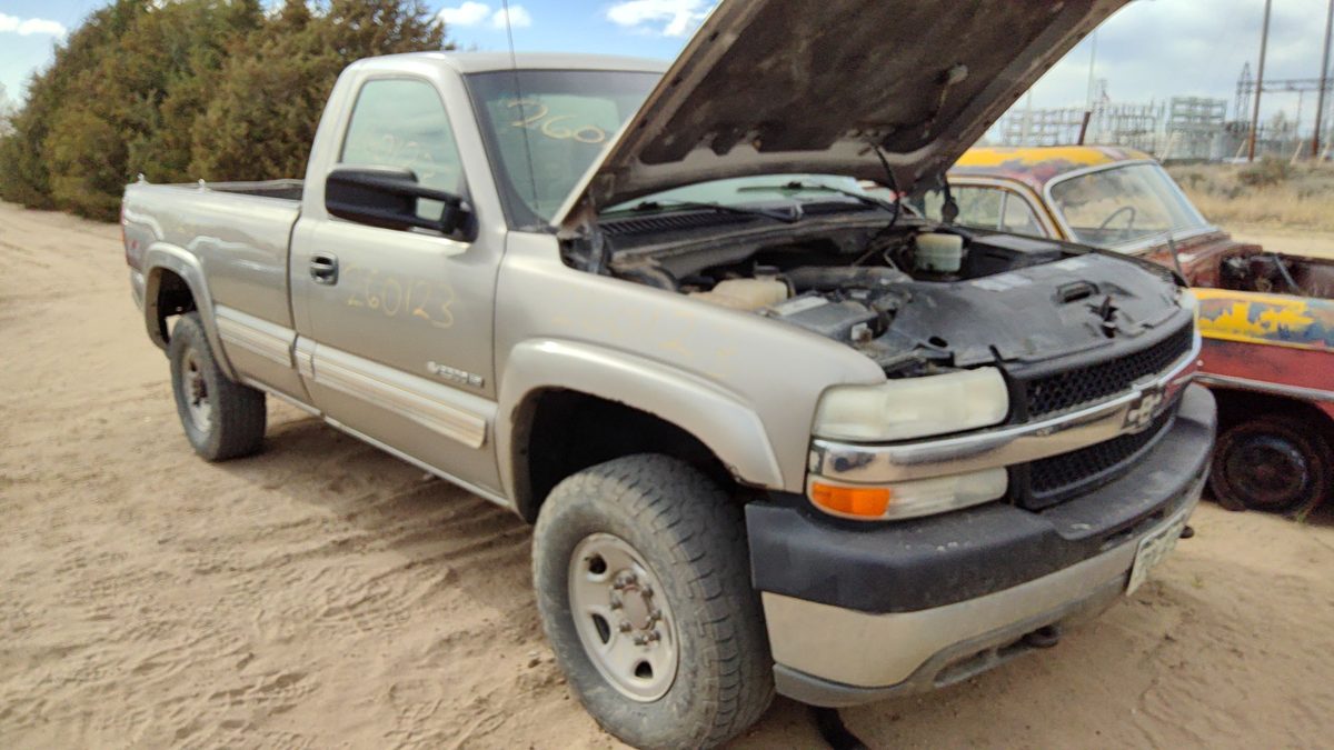 2002 Chevy Silverado 2500 Front Axle Assy
