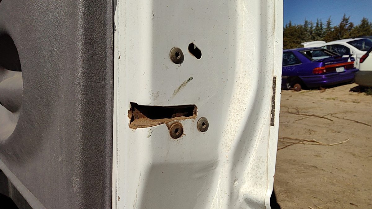 1994-01 Ram 1500 Passenger Right Front Door Latch With Rods/Cables Oem 55076076