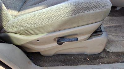 2007 Dodge Caravan Seat Track