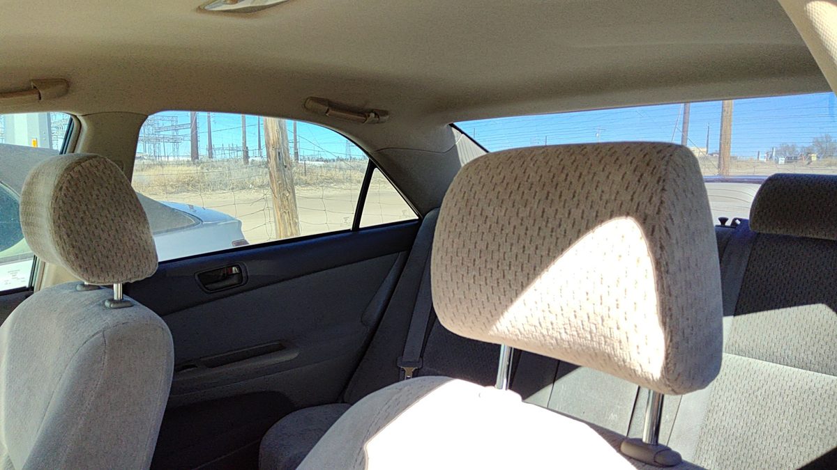 2002-2004 Toyota Camry Pair Of Front Headrests Oem Left Right Set Seat