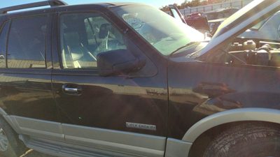 2008 Ford Expedition Front Door