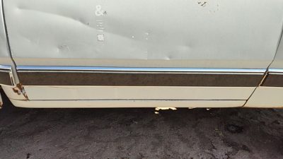 1984 Dodge D350 Passenger Right Front Moulding From Door Oem Trim Strip