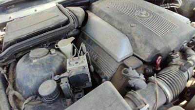 1997 Bmw 540I Passenger Right Cylinder Head Assembly Oem 4.4L 11121702374