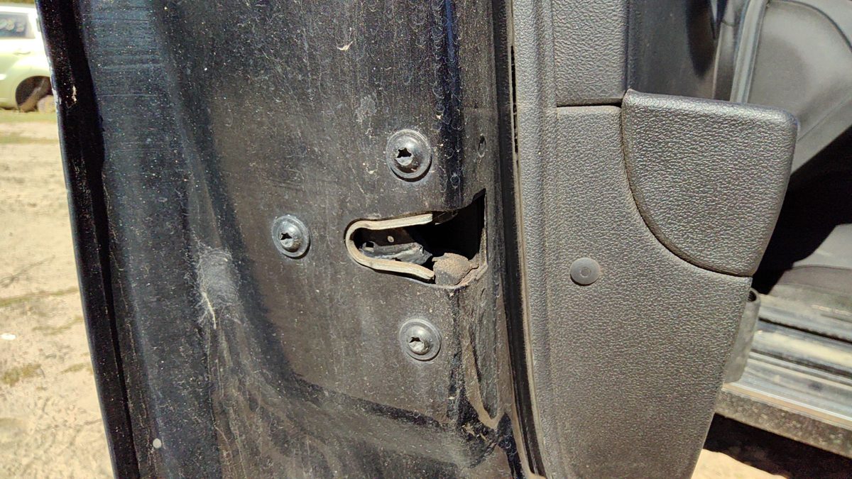 2008-2012 Chevy Malibu Driver Left Front Door Latch With Rods/cables Oem