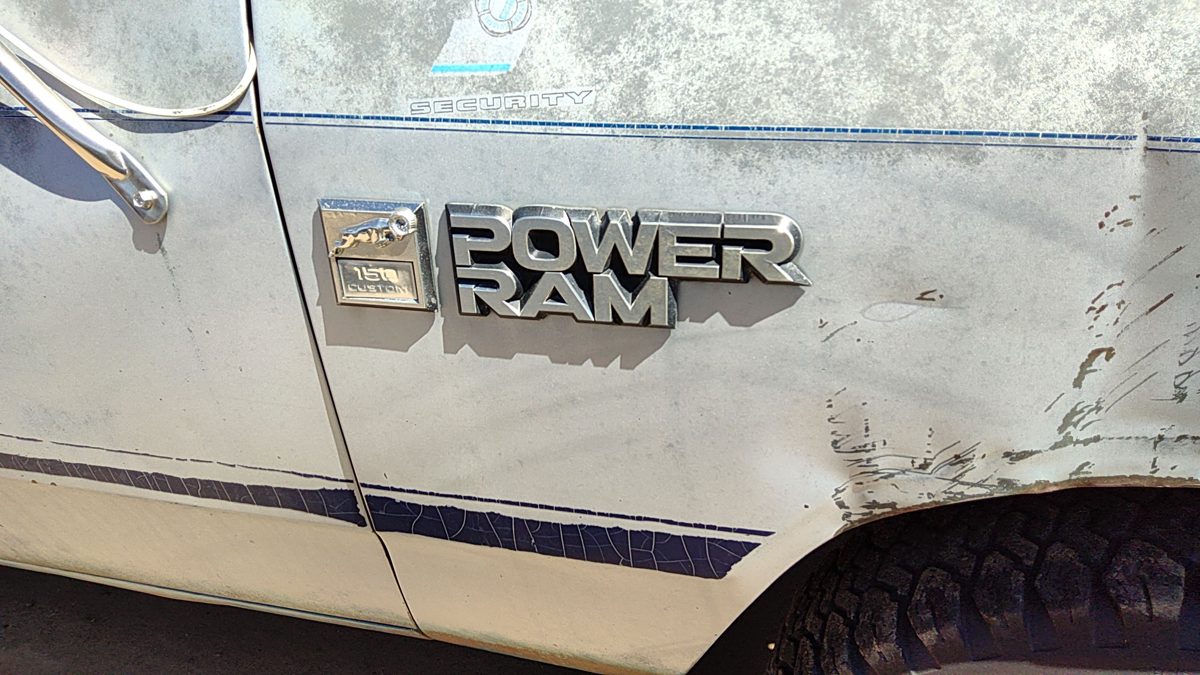 1986 Dodge Ram W150 Passenger Right Power Ram Fender Emblem Badge Oem