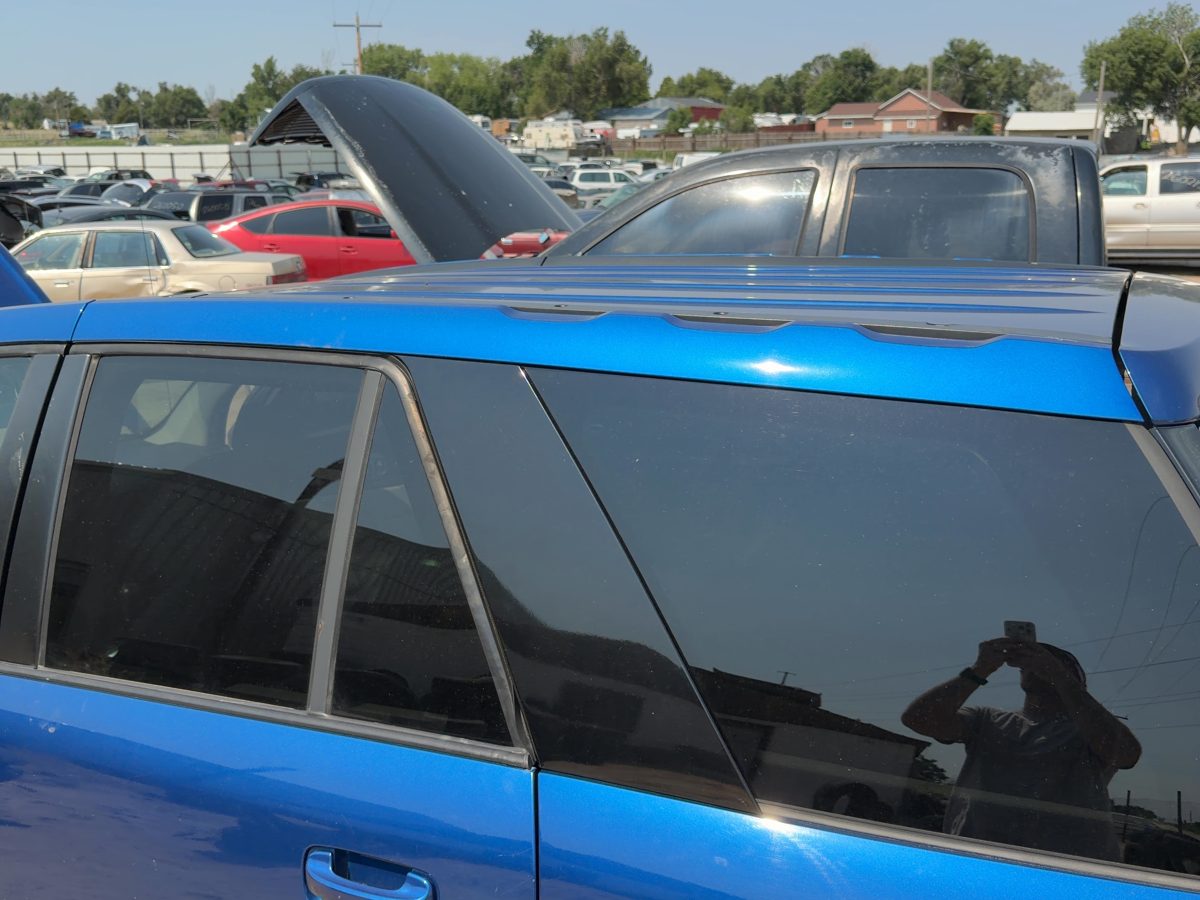 2005 Saturn Vue Quarter Panel Moulding