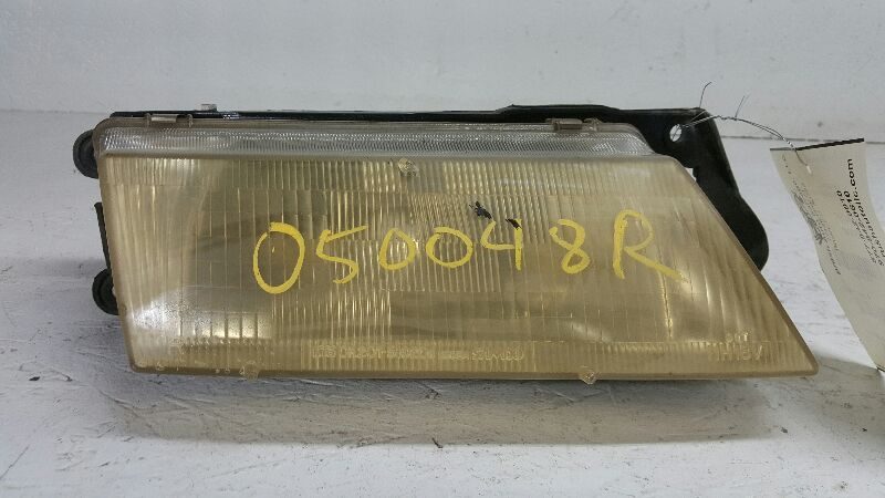 1996 Kia Sephia Oem Passenger Right Headlight Head Lamp Lens Ok24a51030b