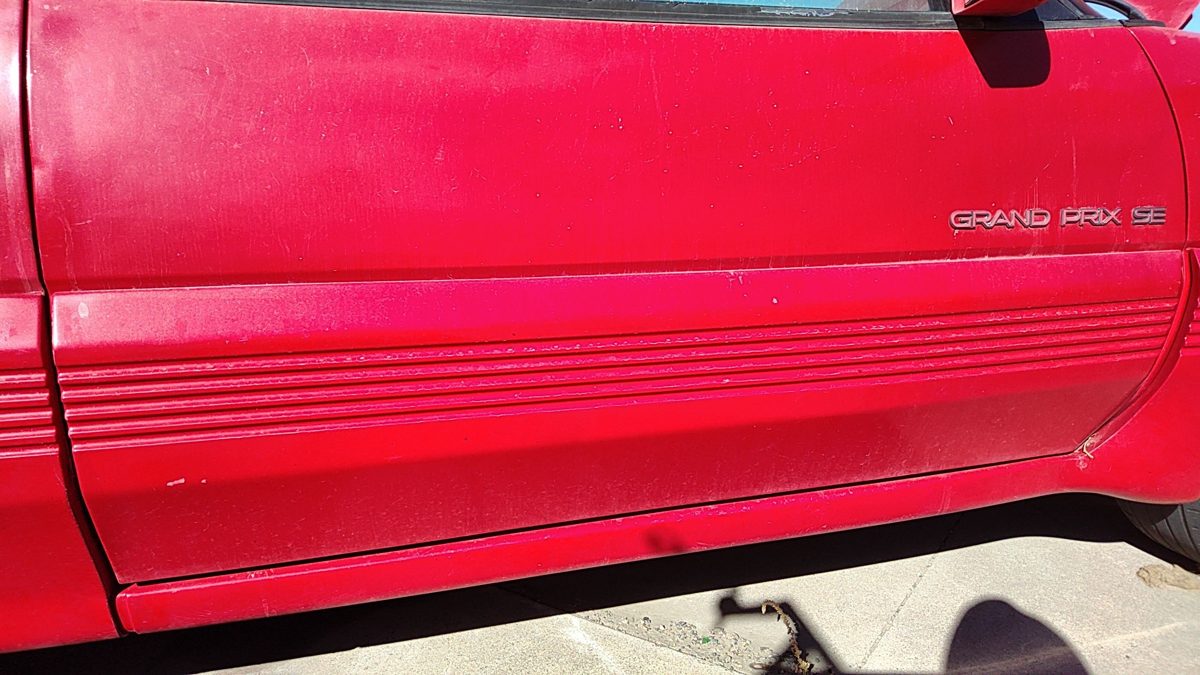 1993 Grand Prix Passenger Right Front Moulding From Door Trim Strip Red 2 Door