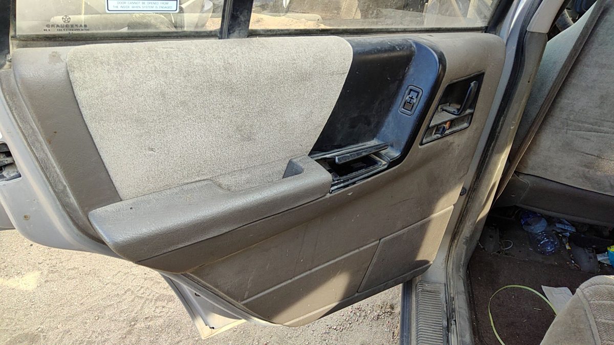 94 Jeep Grand Cherokee Driver Left Rear Door Trim Panel With Switches Back Gray