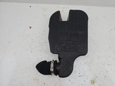 2004 Chevy Silverado 2500 Air Intake Tube Resonator Box 6.6L Duramax Diesel