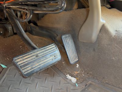 2005 Chevy Silverado 2500 Gas Pedal Assembly Oem Diesel 6.6L Duramax
