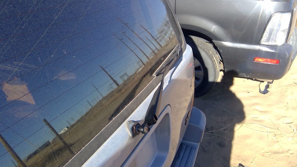 94-95 Jeep Grand Cherokee Back Glass Wiper Arm Rear Window Blade Liftgate Hatch