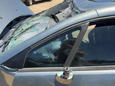 2007 Mitsubishi Eclipse Front Vent Glass/window