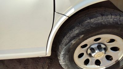 2012 Chevy Express Van Passenger Right Moulding From Fender Trim Strip White 50U