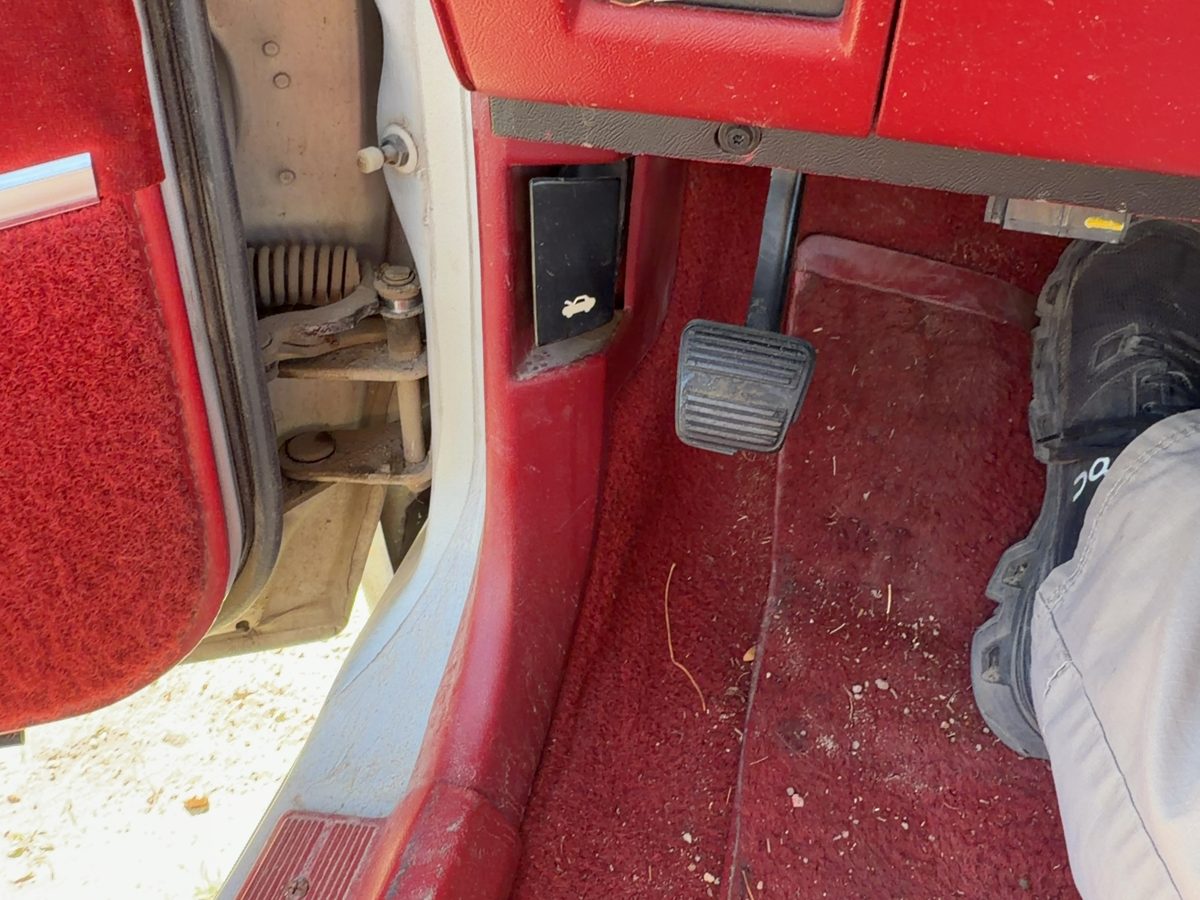 1986 Olds 88 Driver Left Lower Kick Trim Panel Oem Red