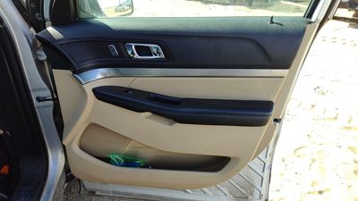 16 17 Explorer Passenger Right Front Inside Door Trim Panel wh Switches Camel 7L