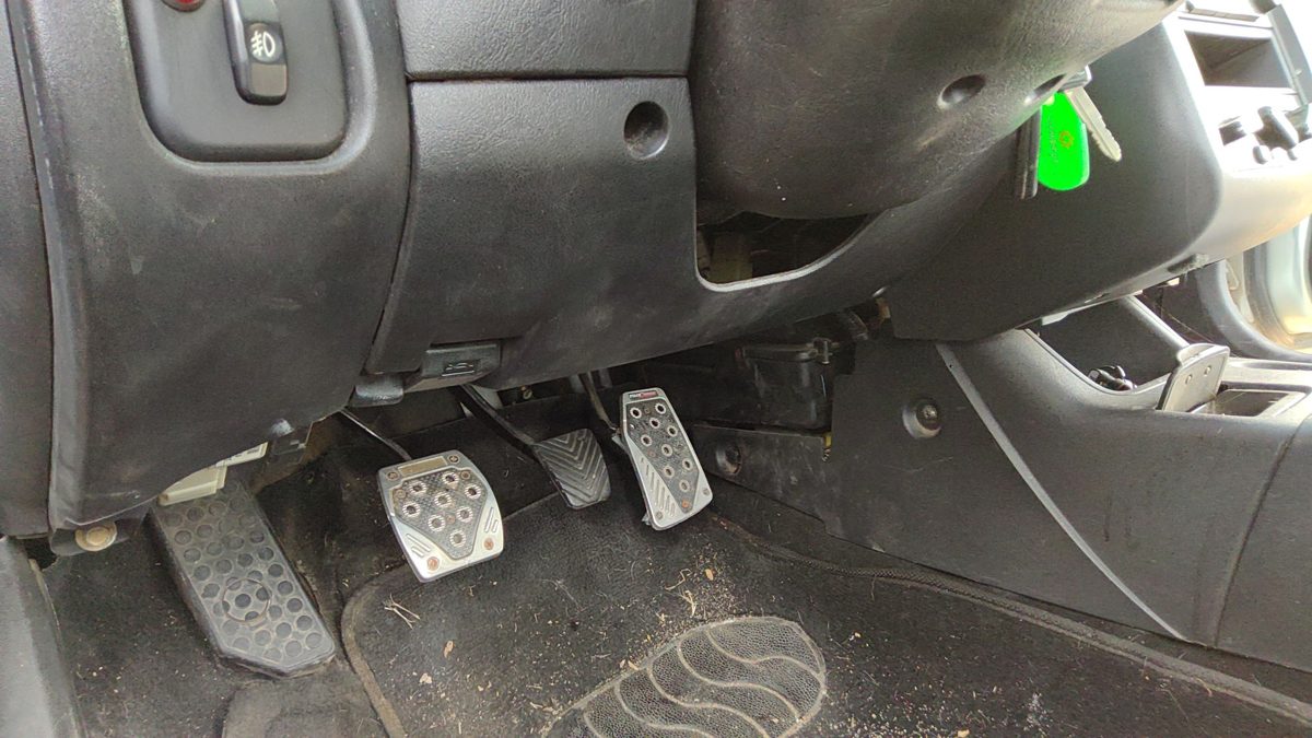00-05 Mitsubishi Eclipse Lower Dash Under Column Knee Bolster Trim Panel Black