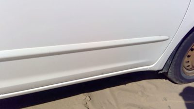 06-08 Sienna Passenger Right Front Moulding From Door Trim Strip White 056