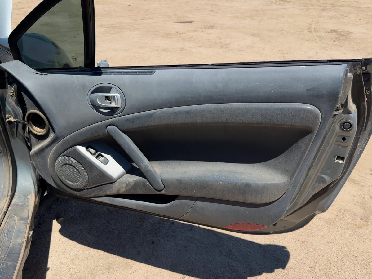 2007 Mitsubishi Eclipse Front Door Trim Panel