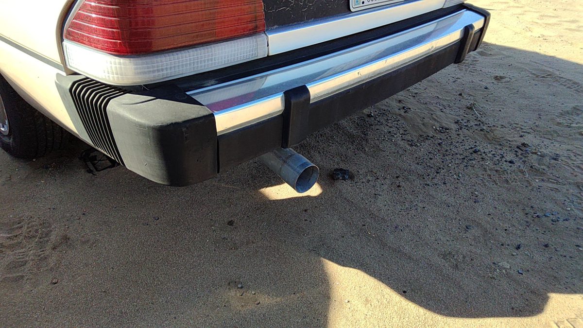 1984-1985 Ford Tempo Rear Bumper Assembly Aluminum With Brackets Oem Back