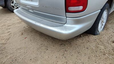 1996-2000 Chrysler Town & Country Rear Bumper Cover Assembly Oem Back Silver