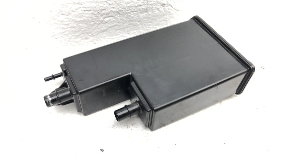 2008-2014 Subaru Impreza Fuel Vapor Canister Oem Charcoal Housing 2.5L