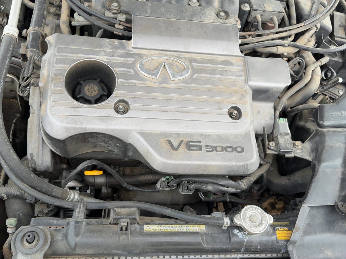 1996-2001 Infiniti I30 Driver Left Cylinder Head Assembly Oem 3.0L Front