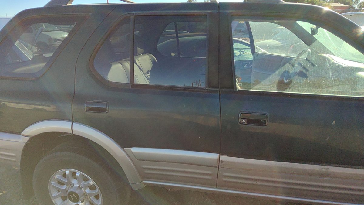 2000 Honda Passport Rear Door