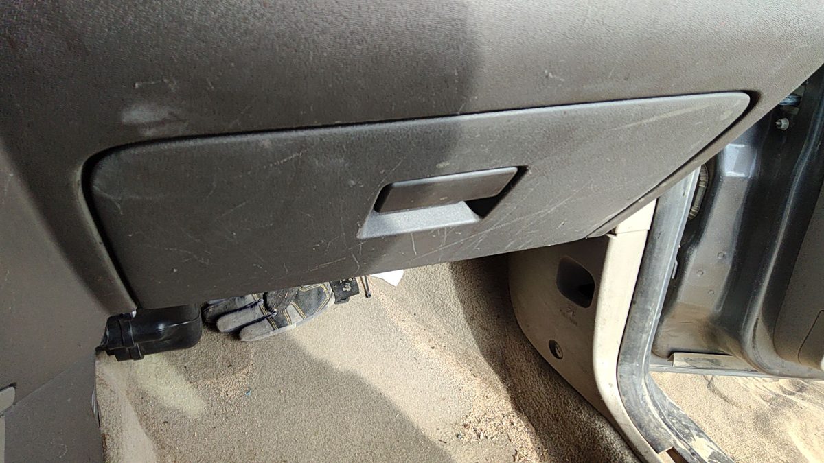 2008-2011 Ford Focus Glove Box Assembly Complete Door With Latch Oem Gray Gs