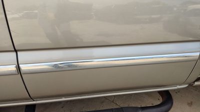 2001 2002 Sierra 2500 Hd Driver Left Rear Moulding From Door Oem Back Trim Strip