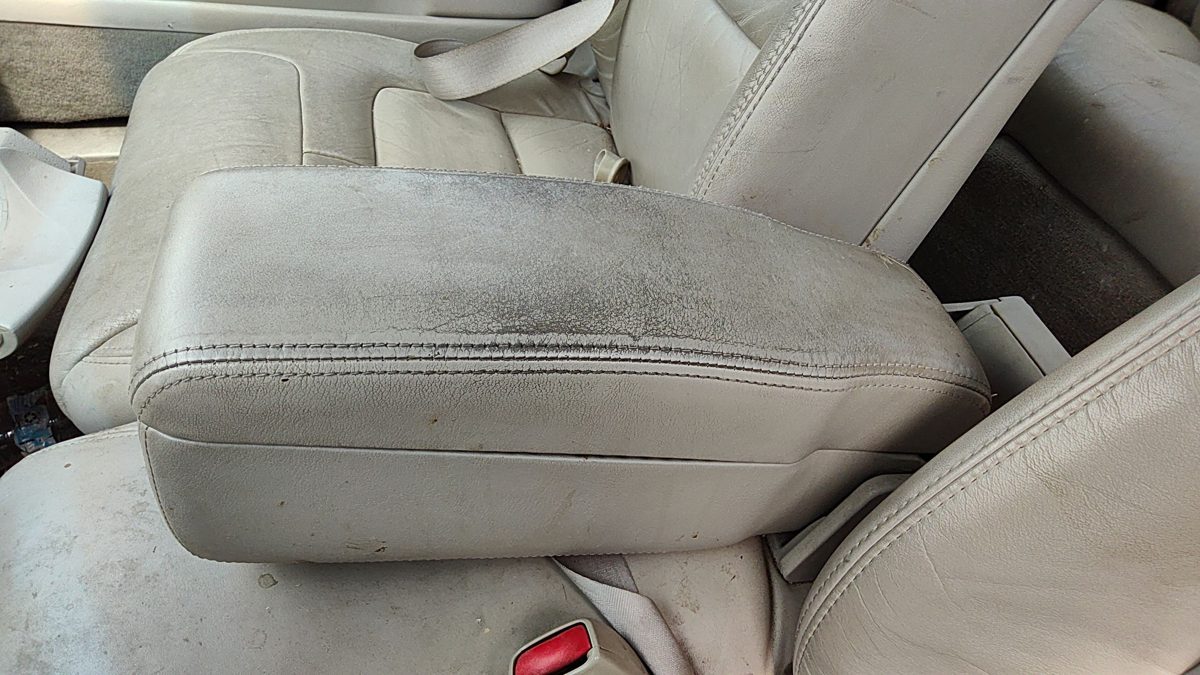 97-99 Cadillac Deville Center Console Arm Rest Assembly 2 Piece Oem 152 Neutral