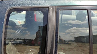 1997 Suzuki Sidekick Quarter Panel Moulding