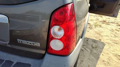 2005-2006 Mazda Tribute Passenger Right Tail Light Oem Brake Lamp Rear