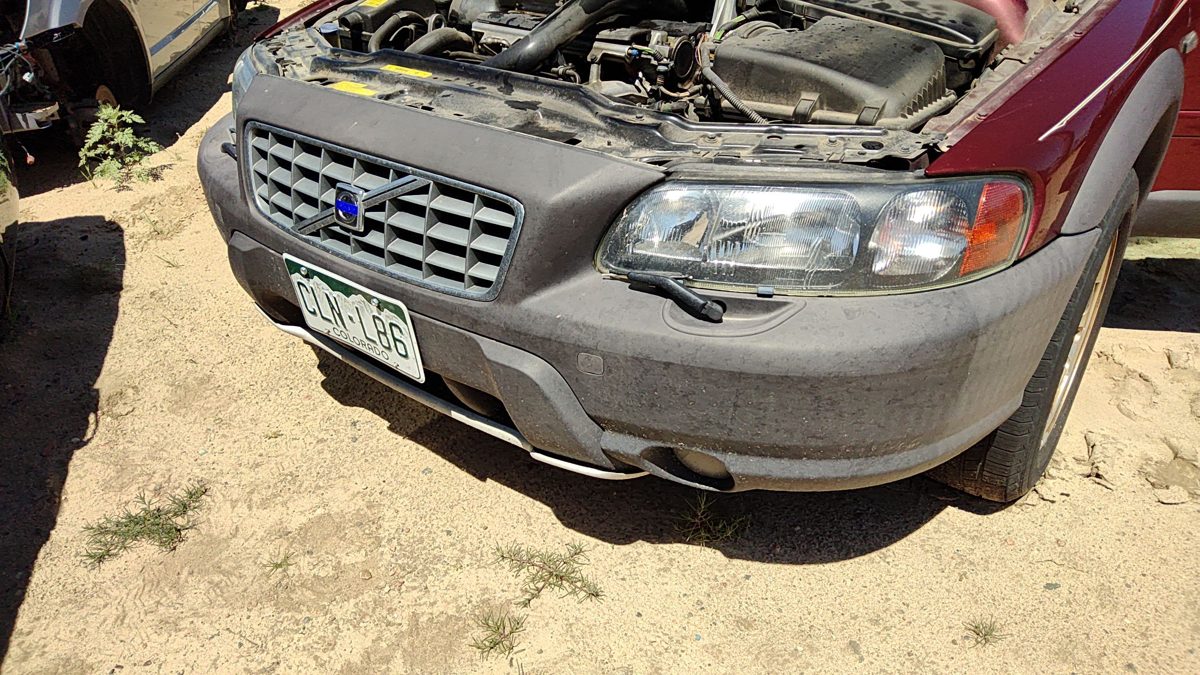 2001-2007 Volvo V70 Xc Front Bumper Cover Assembly Oem 86205812