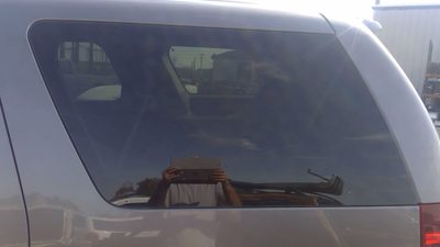 2007-2014 Chevy Tahoe Driver Left Rear Quarter Glass Back Side Window Oem