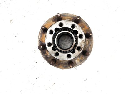 2002 Chevy Express 3500 Hub